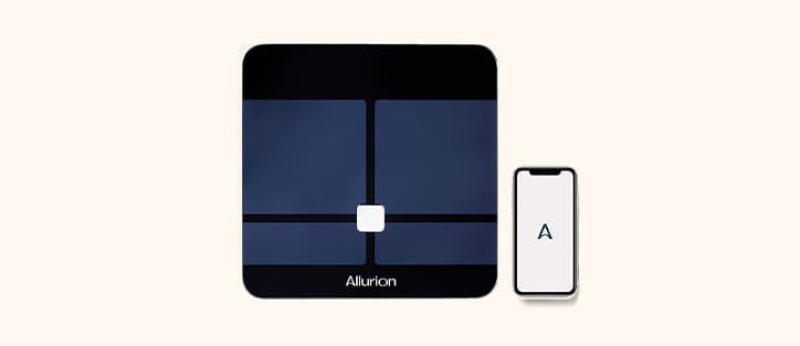 La bilancia e l'orologio Allurion Health Tracker e l'applicazione mobile Allurion.